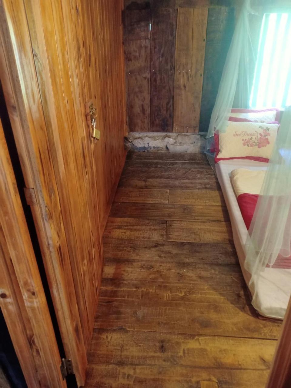 Hoàng Công Bản Giốc Homestay Cao Bang Quarto foto