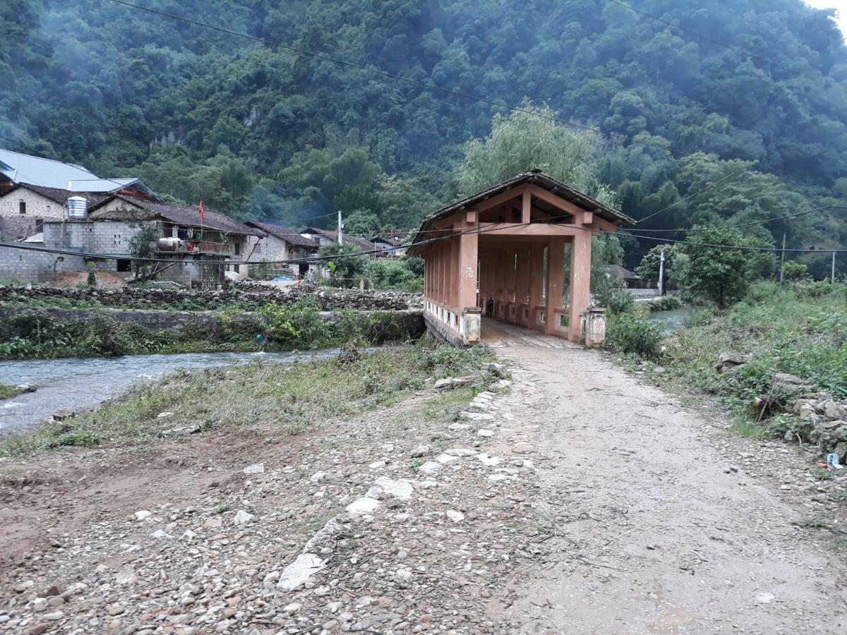 Hoàng Công Bản Giốc Homestay Cao Bang Exterior foto