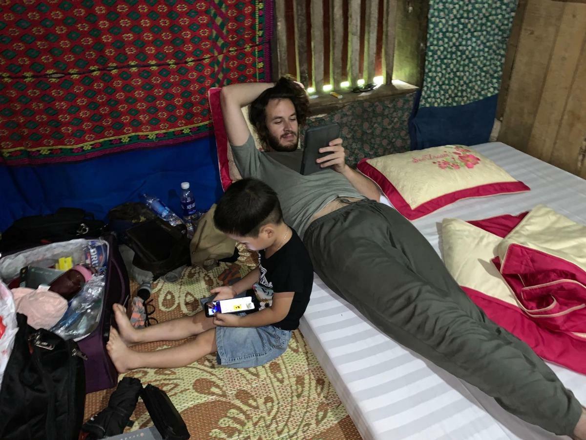 Hoàng Công Bản Giốc Homestay Cao Bang Quarto foto